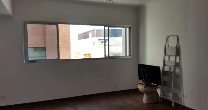 Apartamento com 3 quartos à venda na Rua Martiniano de Carvalho, --, Bela Vista, São Paulo
