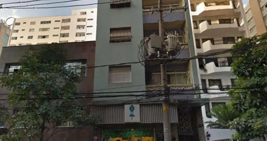 Prédio inteiro! Excelente investimento.