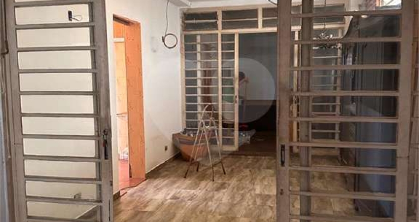 Casa com 3 quartos à venda na Rua Catuicara, --, Moema, São Paulo