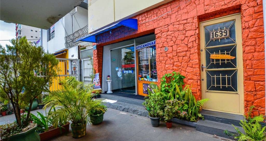 Casa comercial à venda na Rua Vieira de Morais, --, Campo Belo, São Paulo