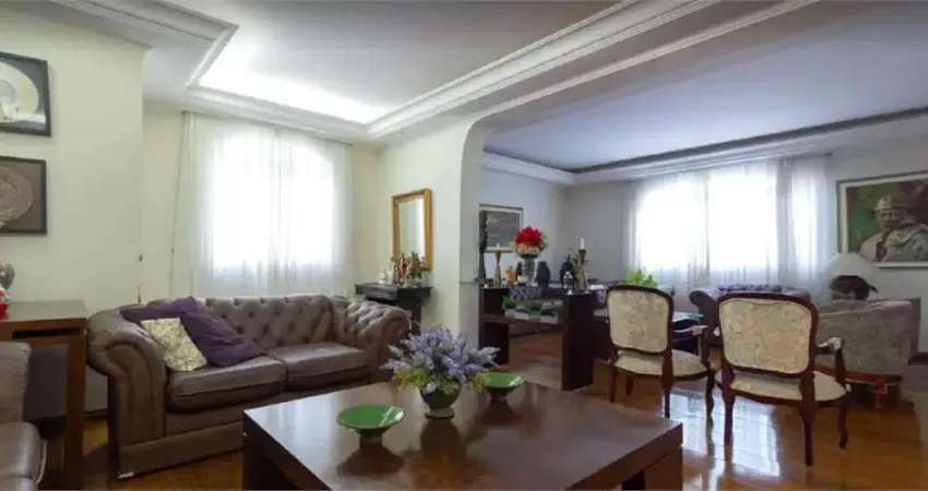 Casa com 4 quartos à venda na Rua Jacques Klein, --, Jardim Prudência, São Paulo