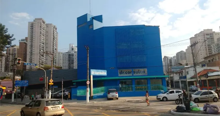 Imóvel disponível para venda em Localização Privilegiada,