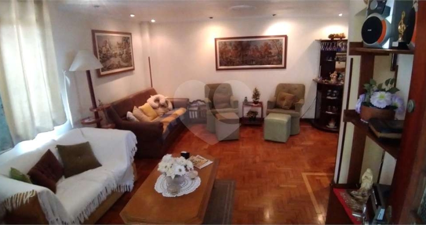Casa com 3 quartos à venda na Avenida Iraí, --, Moema, São Paulo