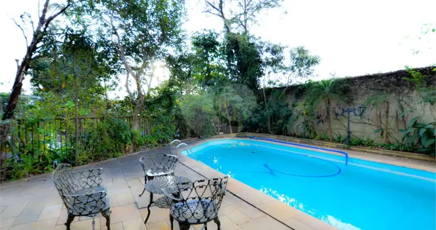 Casa com 5 quartos à venda na Rua Modigliani, --, Pacaembu, São Paulo