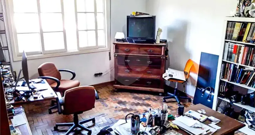 Casa com 3 quartos à venda na Avenida Ireré, --, Planalto Paulista, São Paulo