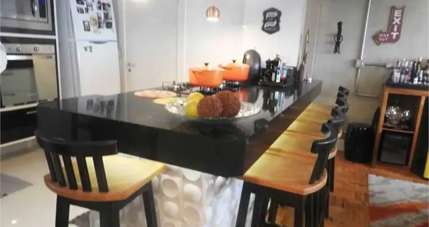 Apartamento à venda de 102 m² em Pinheiros de 3 quartos, sendo 1 suite e 1 vaga.