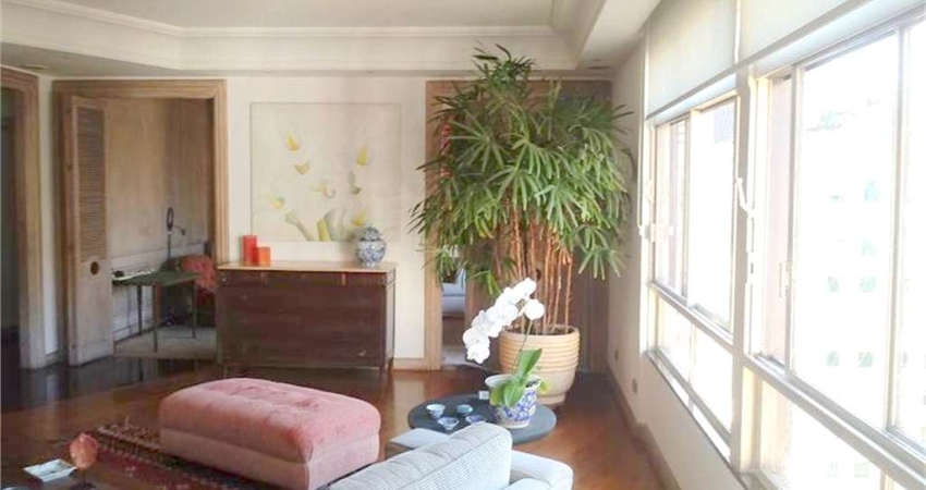 Apartamento Conservado no Jardim América Apartamento Conservado Jardim América