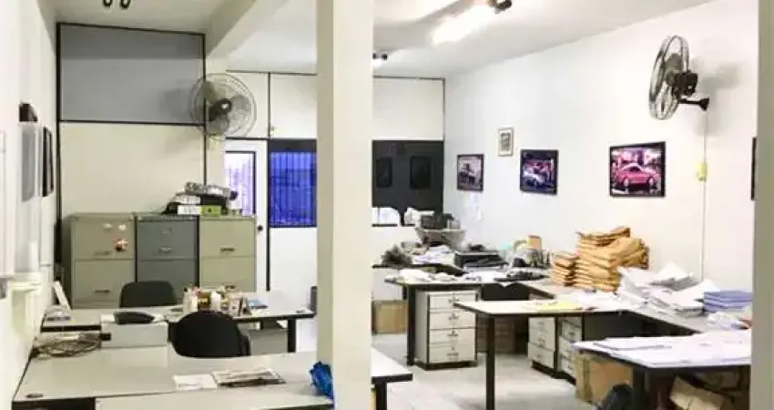 Prédio Comercial na Rua Domingos de Morais-multicomércio - proximo ao largo Ana Rosa.