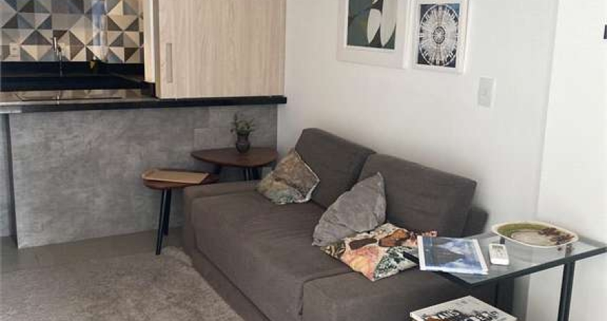 Apartamento à venda de 49 m² em Pinheiros de 1 quarto e 1 vaga.