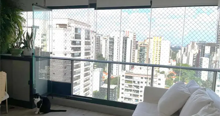 Apartamento à venda de 73 m² em pinheiros, andar alto, vista livre com 1 suíte, 1 vaga e depósito.