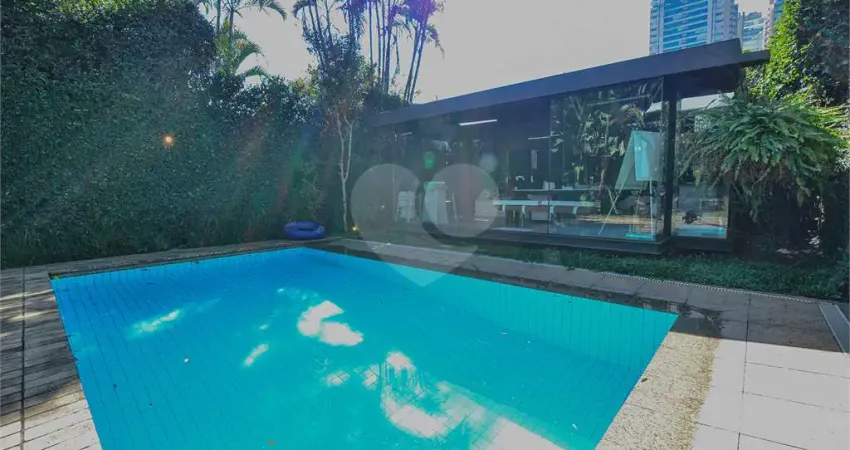 Casa com 3 quartos à venda na Rua Bernardino de Campos, --, Brooklin, São Paulo