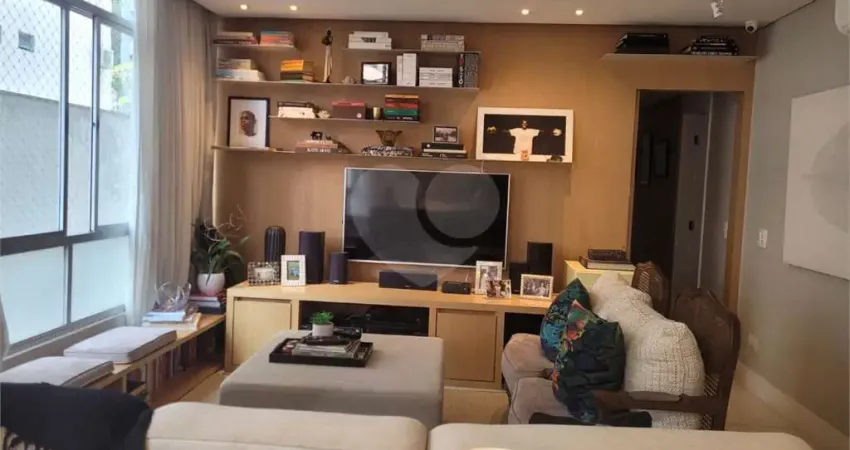 Apartamento com 3 quartos à venda na Alameda Campinas, --, Jardim Paulista, São Paulo