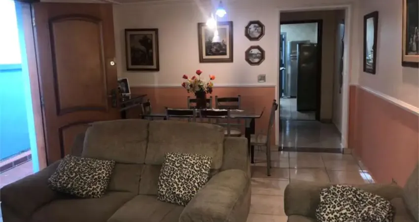 Sobrado Vila Nova Conceição, 3 Suítes Rua Sem Saída, 2 Vagas