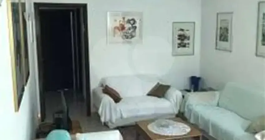 Casa com 3 quartos à venda na Rua Pedro de Sousa Campos Filho, --, Vila Madalena, São Paulo