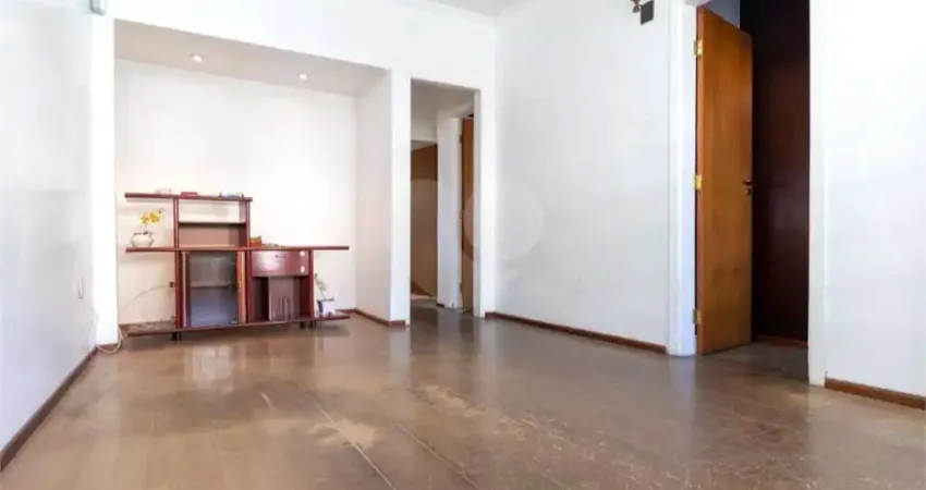 Casa com 5 quartos à venda na Avenida Piassanguaba, --, Planalto Paulista, São Paulo