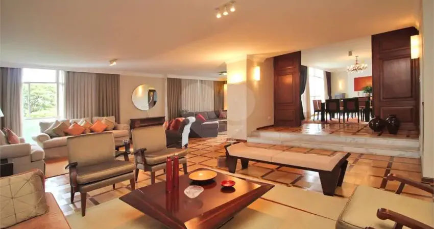 Apartamento de 303m2 nos jardins ao lado da avenida paulista