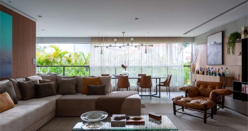 Apartamento com 4 quartos à venda na Rua Doutor Neto de Araújo, --, Vila Mariana, São Paulo