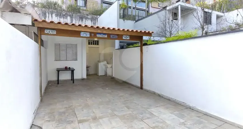 Casa com 3 quartos à venda na Rua Padre Artur Somensi, --, Vila Madalena, São Paulo