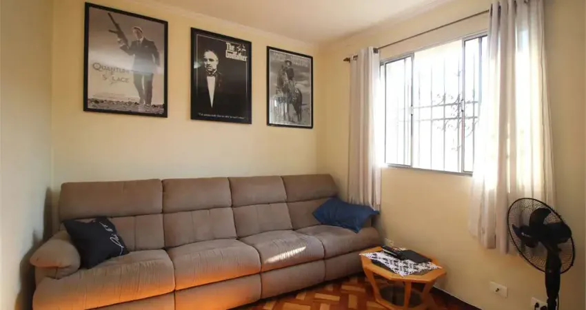 Vende casa no planalto paulista, 216m² de área útil, 400m² de área de terreno