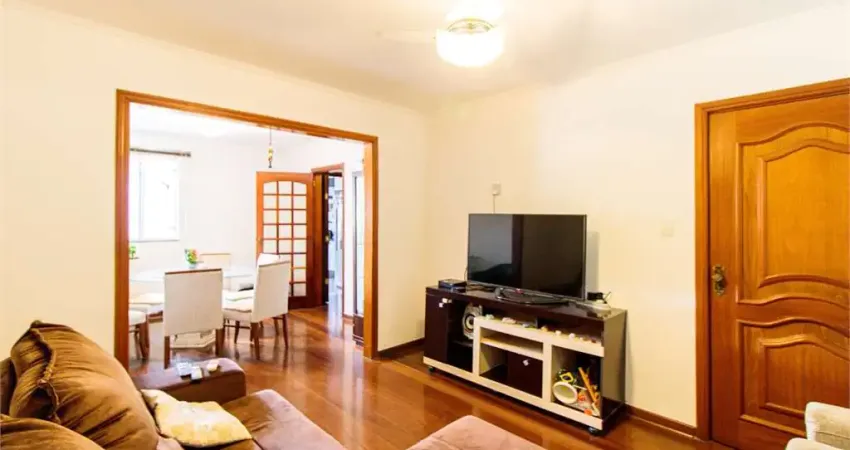 Casa com 5 quartos à venda na Rua Brás Lourenço, --, Vila Mariana, São Paulo