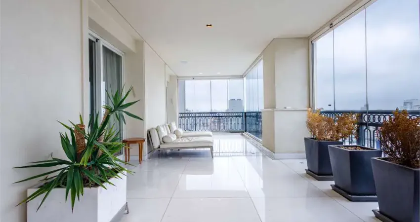 Higienópolis, alto padrão, constr. Elias Nigri, 5 dorm. (3 suítes), terraço, 5 vagas, andar alto
