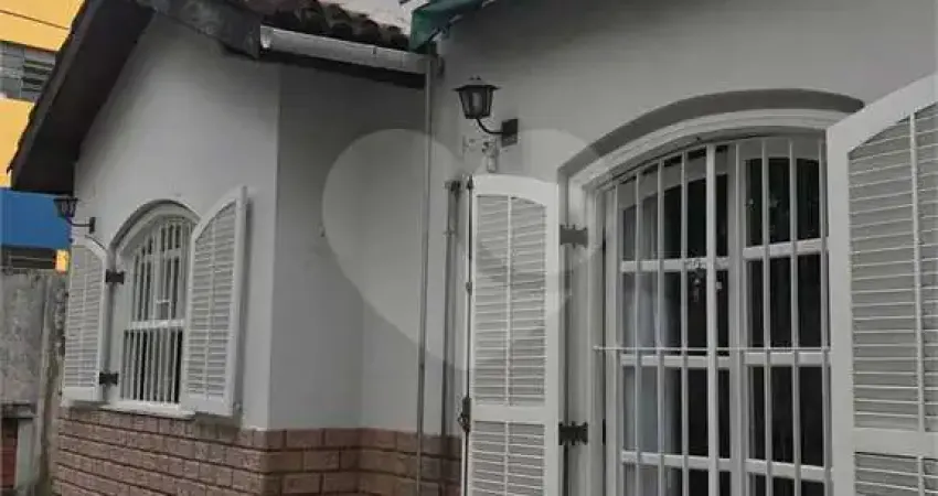 Casa com 3 quartos à venda na Rua Matias Teixeira, --, Saúde, São Paulo