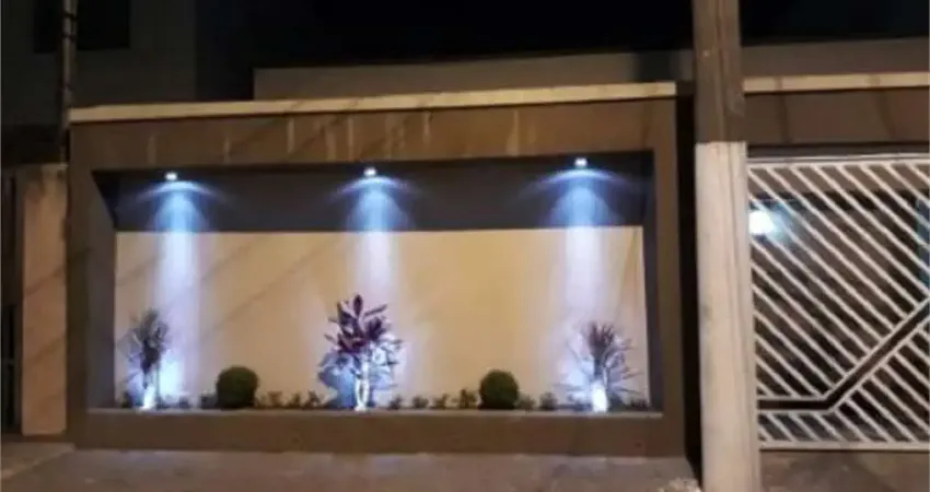 Saúde! Casa residencial!!! 120 m², 2 quartos, 2 vagas!!!