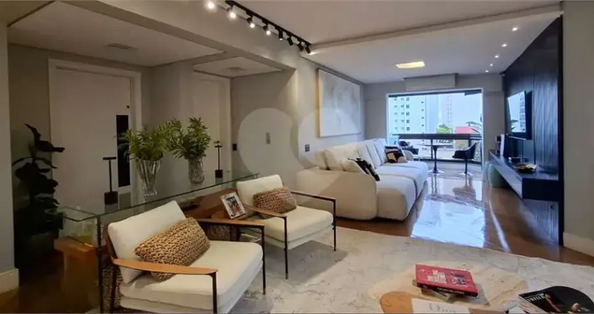 Apartamento com 3 quartos à venda na Rua Cataguaz, --, Campo Belo, São Paulo