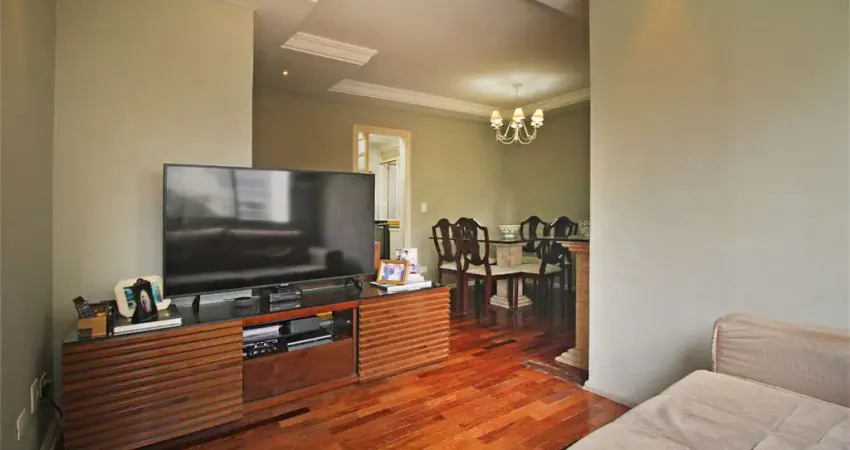 Apartamento na Vila Nova Conceição com 3 dormitórios sendo 1 suíte, 1 vaga e lazer!
