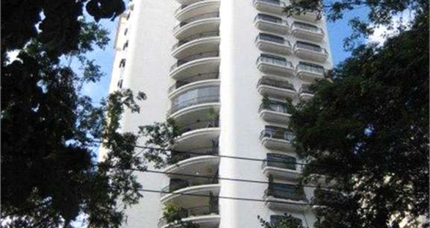 Apartamento de 468m2 de alto padrão em prédio muito procurado nos Jardins!