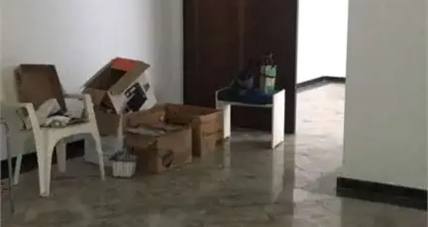 Casa com 4 quartos à venda na Avenida Afonso Mariano Fagundes, --, Saúde, São Paulo