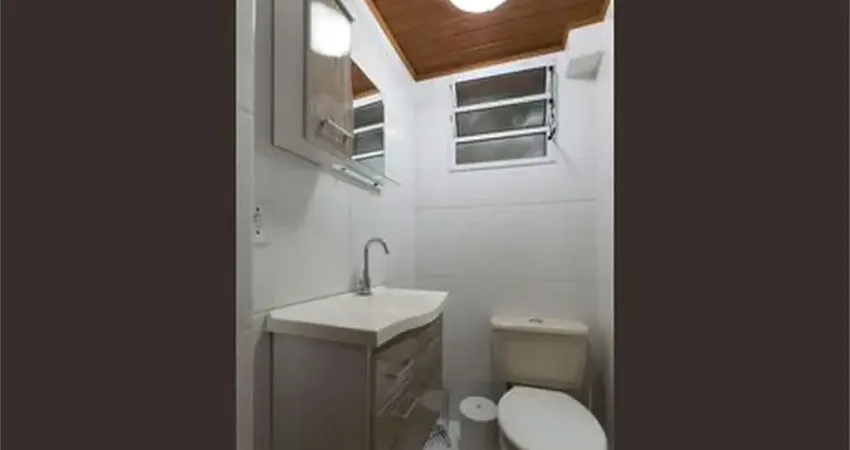 Casa à venda com 500m², 7 quartos e 4 vagas na V. Mariana.