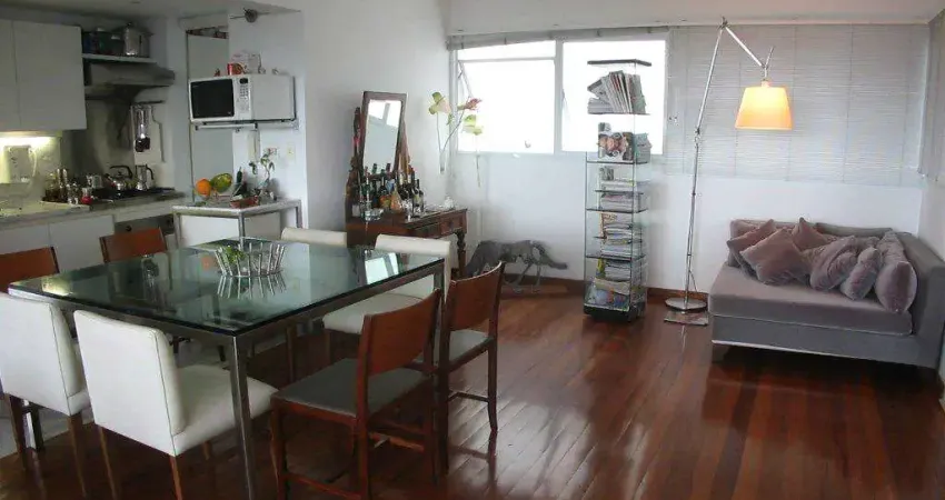 Apartamento funcional de 93 m² em renomado condomínio projetado por Décio Tozzi no Sumaré