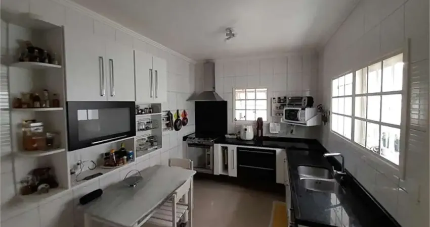 Casa com 3 quartos à venda na Alameda dos Quinimuras, --, Planalto Paulista, São Paulo