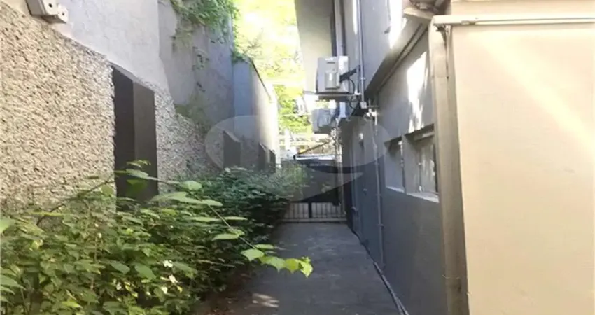 Casa para alugar na Rua Groenlândia, --, Jardim América, São Paulo