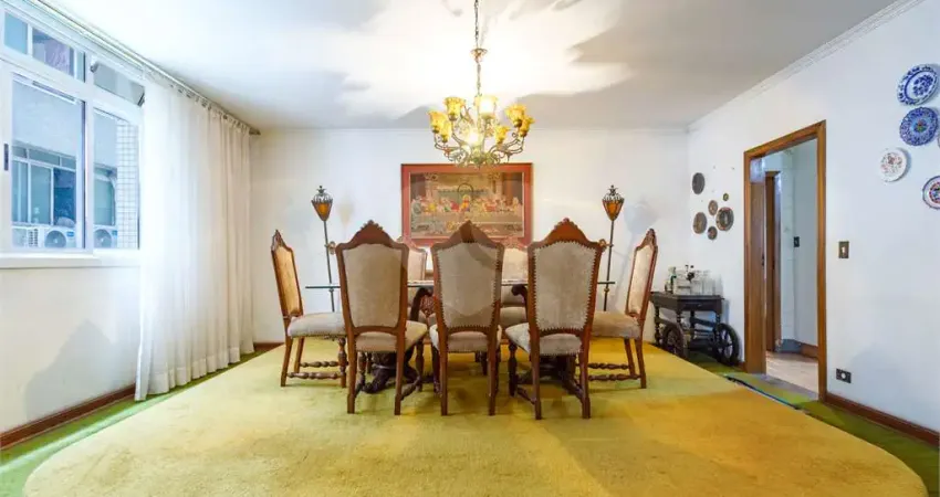 Apartamento-São Paulo-BELA VISTA | Ref.: REO722753