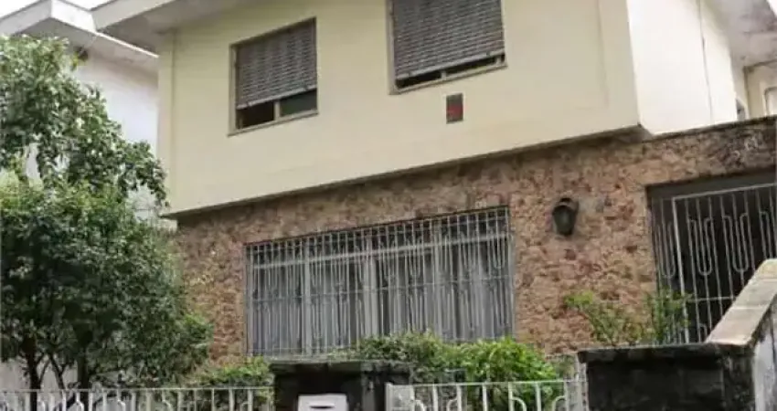 Excelente Casa 4 dormitórios  próxima ao Aeroporto de Congonhas
