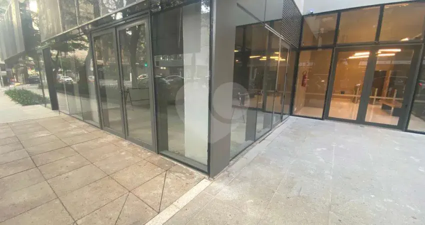 Loja comercial para venda em moema, perto do metrô, com 87 m2, banheiro e 1 vaga de garagem