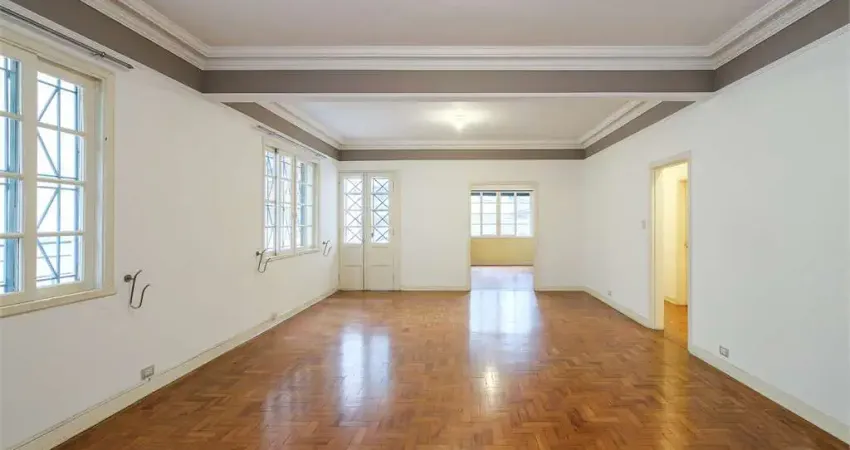 Apartamento com ambientes amplos, no melhor de Higienópolis!