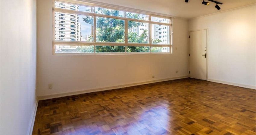 Próx. Shopping Higienópolis / Reformado / 3 dorm. ( 1 suíte) / 1 vaga demarcada /  dep. empr.