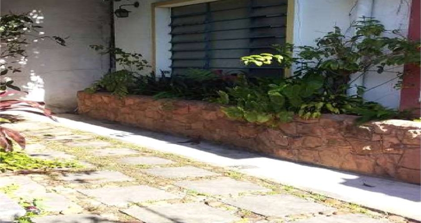 Casa com 3 quartos à venda na Rua Doutor Oscavo de Paula e Silva, --, Campo Belo, São Paulo