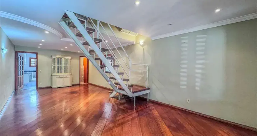 Casa com 3 quartos à venda na Avenida Moaci, --, Planalto Paulista, São Paulo