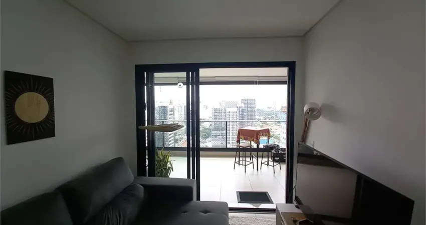 Apartamento com 2 quartos à venda na Rua dos Pinheiros, --, Pinheiros, São Paulo