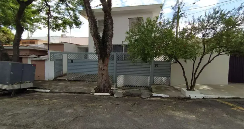 Sobrado 4 dormitórios (1 suíte), 7 vagas, Planalto Paulista - 250m2 construído + Comércio Alugado