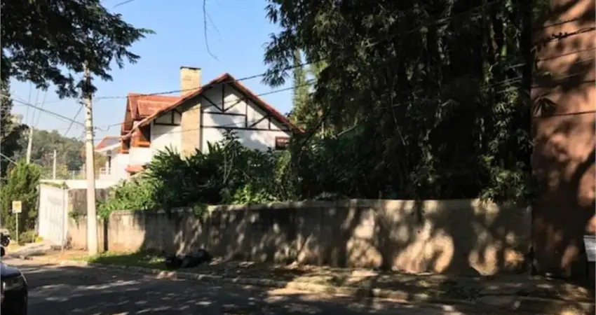 Terreno no panambi / morumbi com 770 m², local nobre e tranquilo, próximo ao colégio pio xii