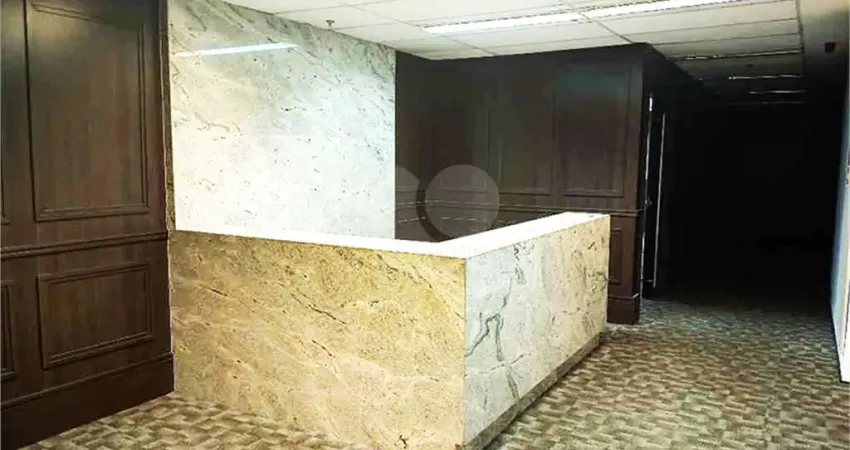 Excelente cj. comercial andar inteiro com 218m², ótima localização no bairro de pinheiros!