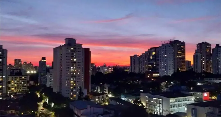 Ótima cobertura duplex, com linda vista aberta, e 3 vagas, na Vila Clementino!