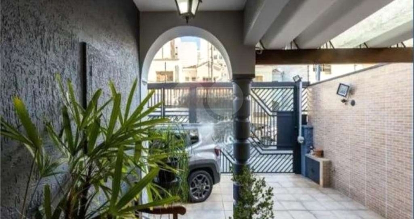 Casa bem localizada de 160 m2 em Perdizes  5 vagas
