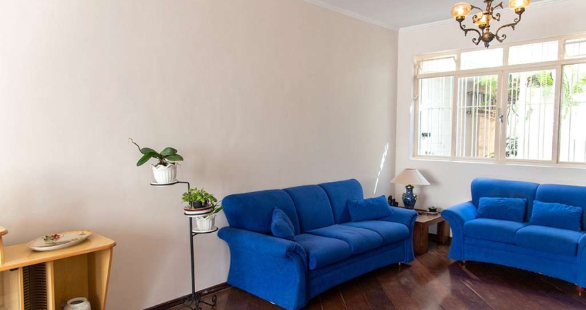 BELÍSSIMA CASA RESIDENCIAL NA REGIÃO DO PLANALTO PAULISTA Á VENDA COM ÓTIMA LOCALIZAÇÃO!