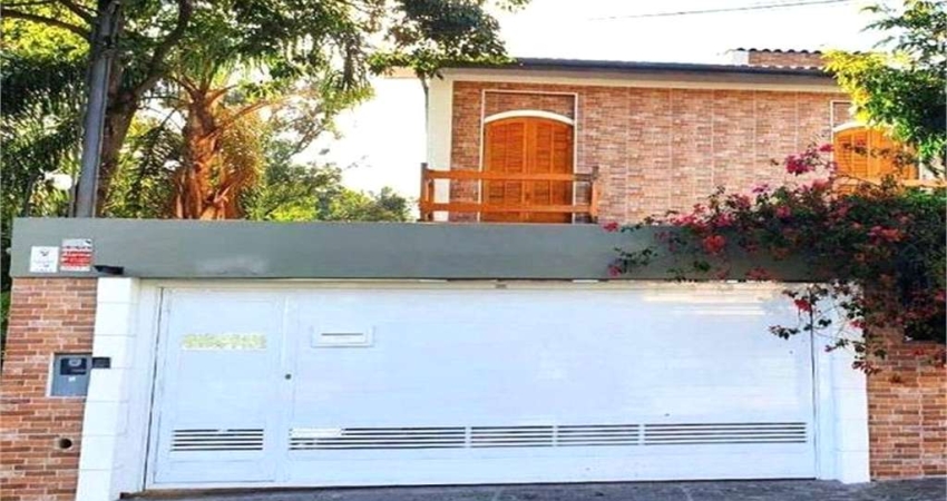 Casa com 4 quartos à venda na Rua Gaivota, --, Moema, São Paulo